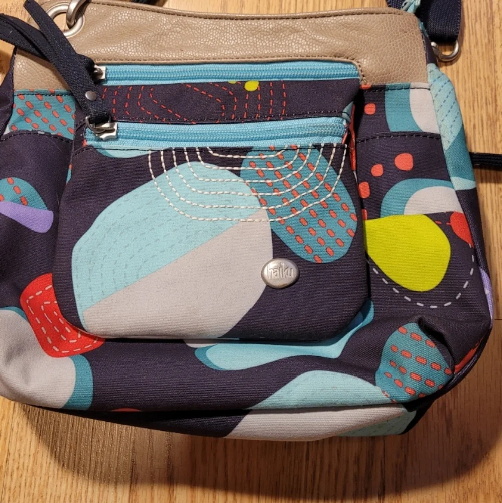 Haiku Crossbody